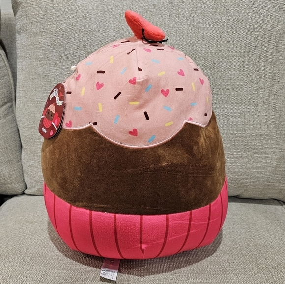 Squishmallow Kellytoy Valentine Squad Plush Toy, 12" Ottie The Cupcake, NWT - Picture 3 of 8